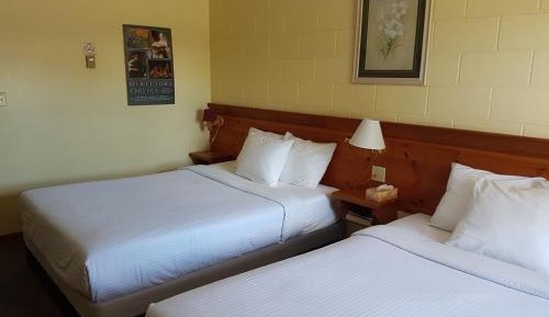 Queen Room