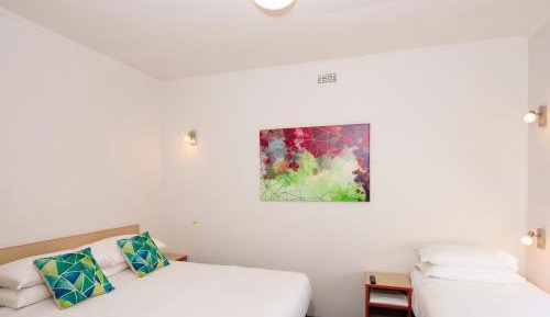 Family Room with Shared Bathroom and Free Welcome Drink For Two Guests