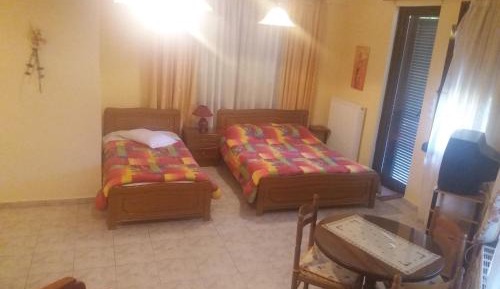 Classic Quadruple Room
