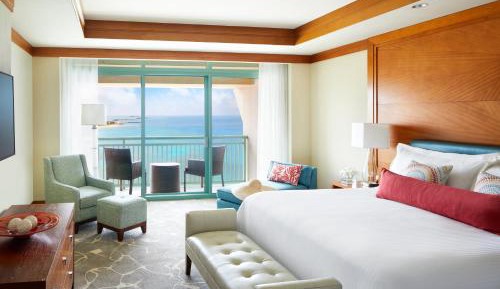 1 Bedroom Azure Suite
