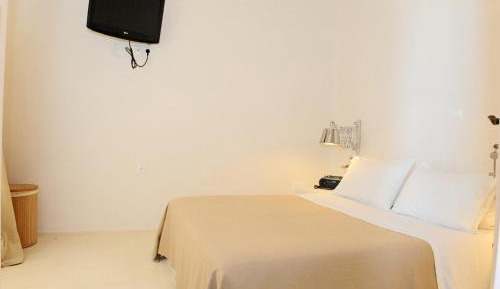 One-Bedroom Apartment with Sea View (2 - 4 Adults)