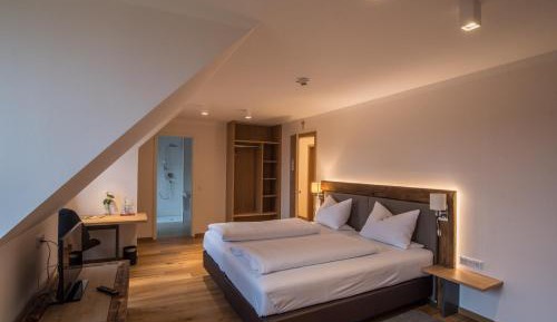 Superior Queen Room