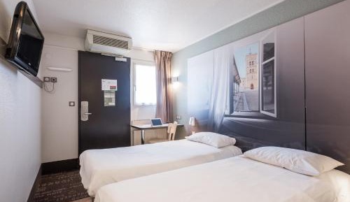 Twin Room - Non-Smoking