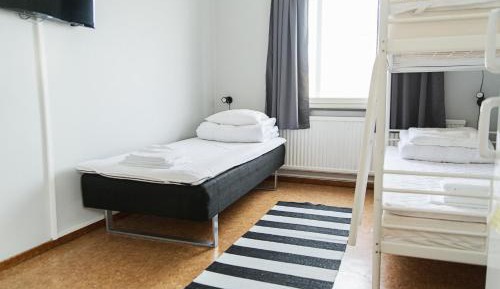 Economy Triple Room with Shared Bathroom