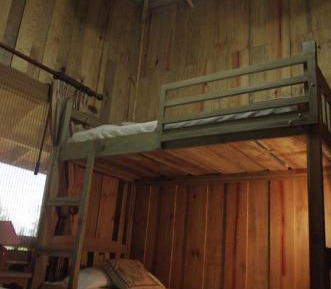 Economy Quadruple Room with Shared Bathroom