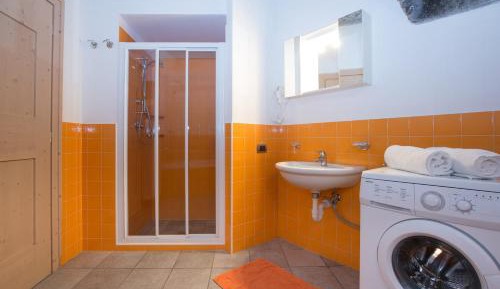 Deluxe Two-Bedroom Apartment