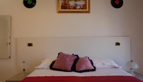 Quadruple Room with Private Bathroom