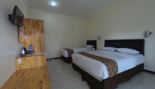 Triple Room with Garden View