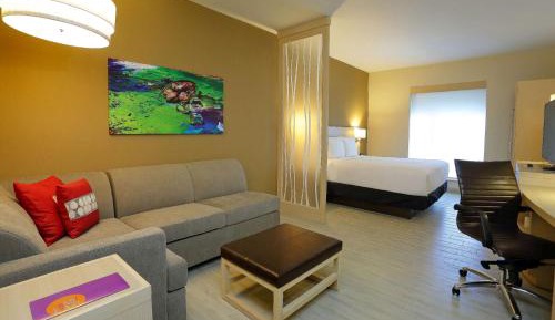 King Room with Sofa Bed