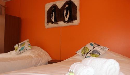 Twin Room with Private Bathroom