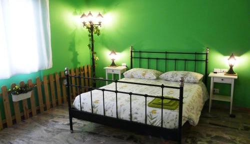 Double Room with Shared Bathroom