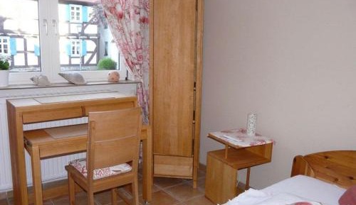 Single Room with Private External Bathroom