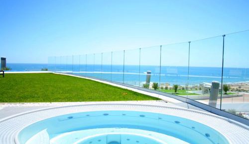 Apartment with Hot Tub and sea View