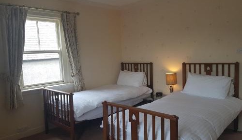 Family Suite with Private External Bathroom