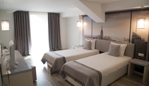 Deluxe Single Room