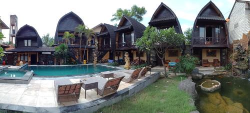 Double Room with Pool View