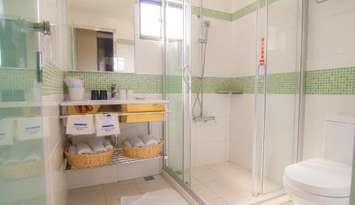 Quadruple Room with Parking 