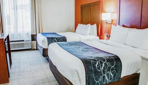 Queen Suite with Two Queen Beds - Non-Smoking