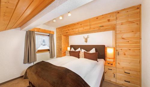 Premium One-Bedroom Apartment with Balcony 