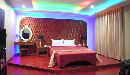 Standard Double Room with Garage