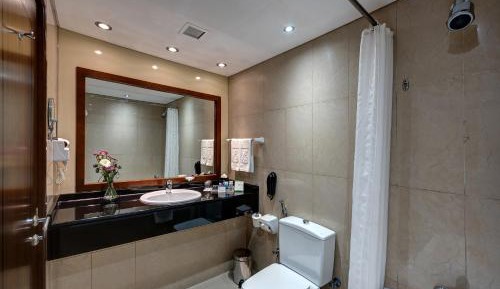 Classic Studio - King Bed