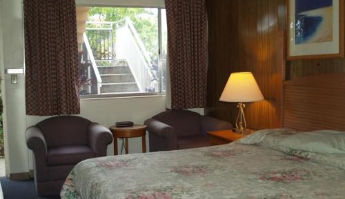 King Room - Non-Smoking