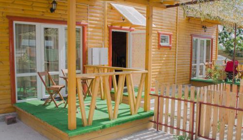 Deluxe Cottage