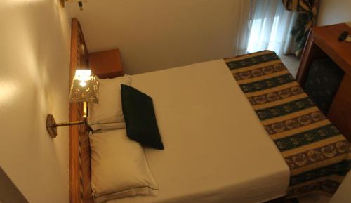 Small Double Room with Balcony and Sea View