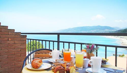 Double Room with Balcony and Sea View