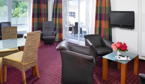 One-Bedroom Suite