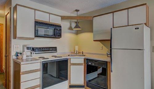 Three-Bedroom Suite