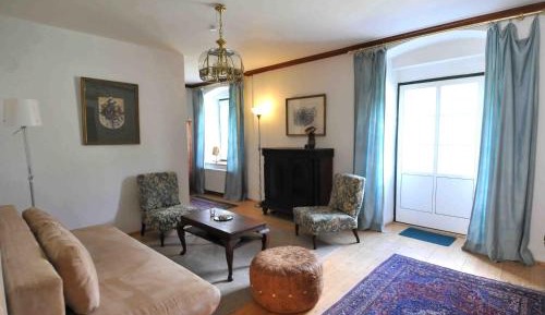 One-Bedroom Apartment with Terrace