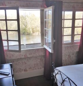 Double Room with Private External Bathroom