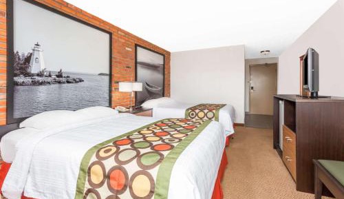 Queen Studio with Two Queen Beds - Non-Smoking