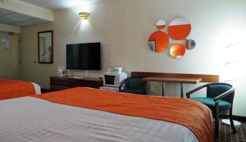 Studio Suite with Two Queen Beds - Non-Smoking