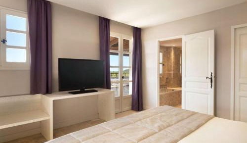 Fregate Suite with terrace