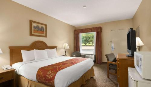 King Room - Non-Smoking