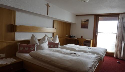 Superior One-Bedroom Apartment