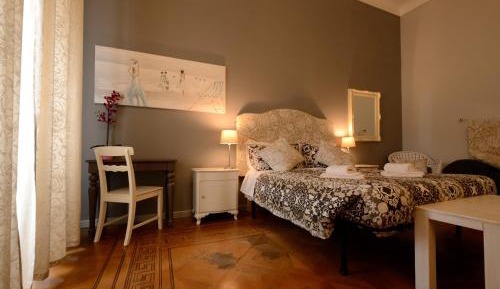 Triple Room with Private External Bathroom
