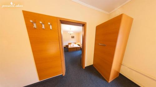 Connecting Double Rooms