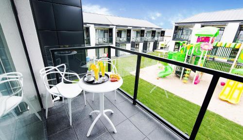 Deluxe Apartment