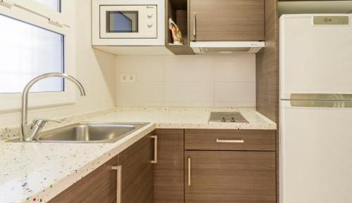 Two-Bedroom Apartment with Garden View (2-6 Adults)