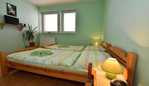 Twin Room with Shared Bathroom
