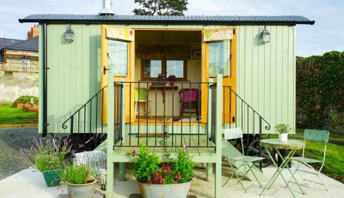 Shepherd's Hut