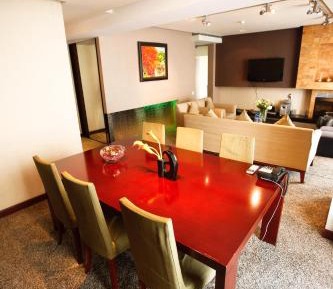 Premier Suite