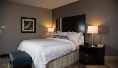 Queen Room with Two Queen Beds - Disability Access