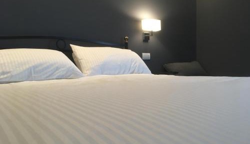 Double Room with Balcony (2 Adults + 1 Child)