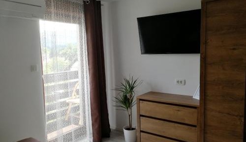 One-Bedroom Apartment with Balcony