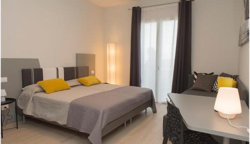 Triple Room with Terrace