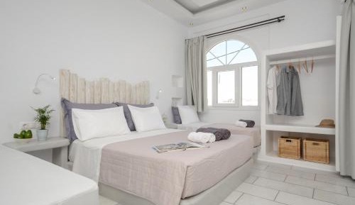 Studio with Balcony (4 Adults) 